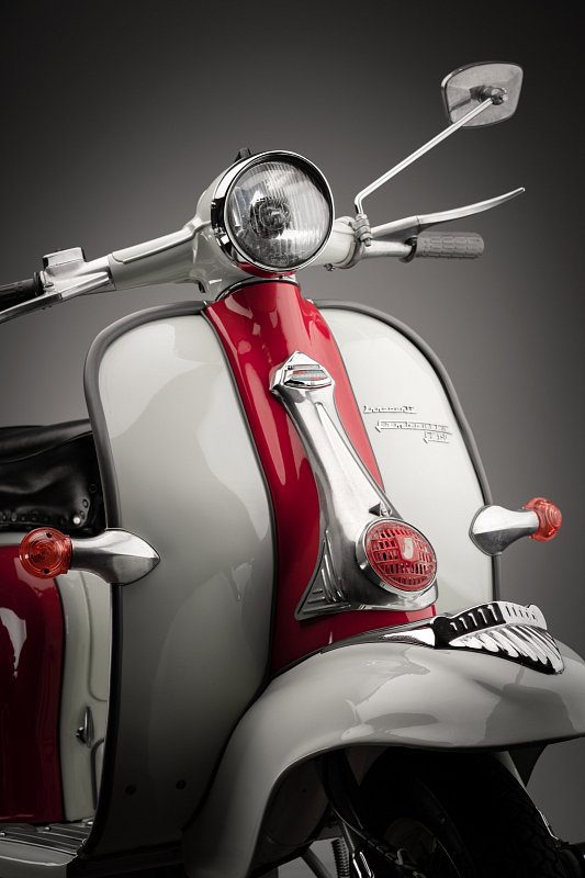 Lambretta-150-LI-grey002.jpg