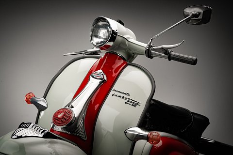 Lambretta-150-LI-grey005.jpg